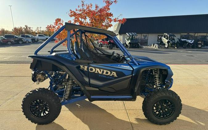 2023 Honda® Talon 1000R FOX Live Valve