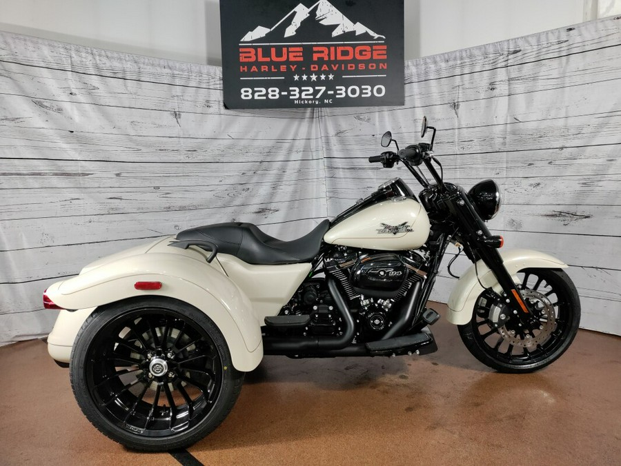 2023 Harley-Davidson Freewheeler White Sand Pearl