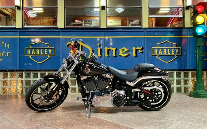 2016 Harley-Davidson Softail Breakout