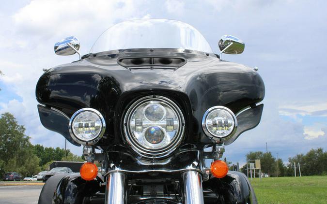 2020 Harley-Davidson Trike FLHTCUTG - Tri Glide Ultra