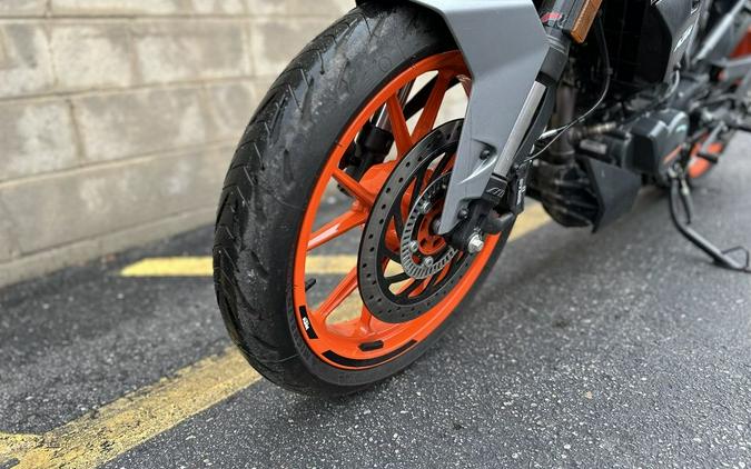 2023 KTM 200 Duke