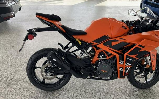 2023 KTM RC390 GP