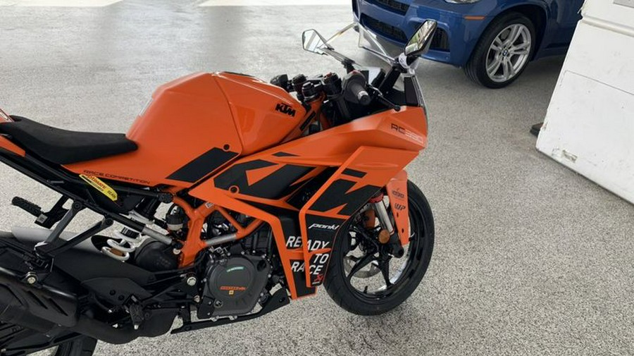 2023 KTM RC390 GP