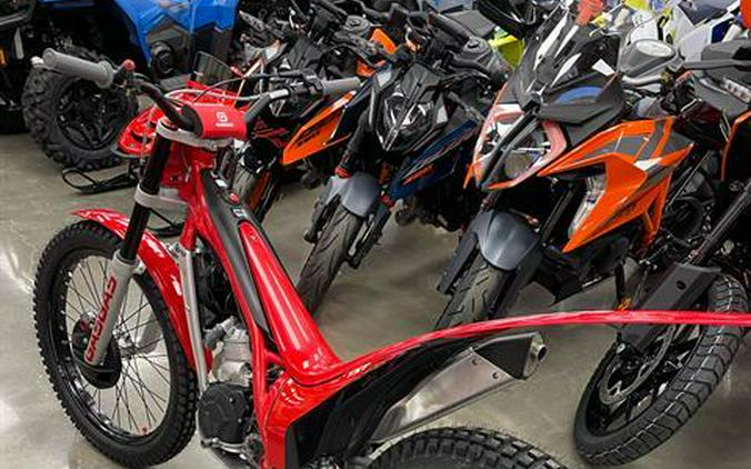 2025 GASGAS TXT Racing 300