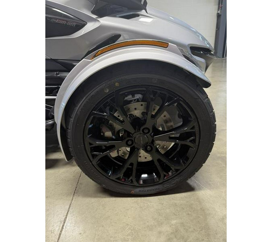 2025 Can-Am® SPYDER RT LIMITED (SE6)