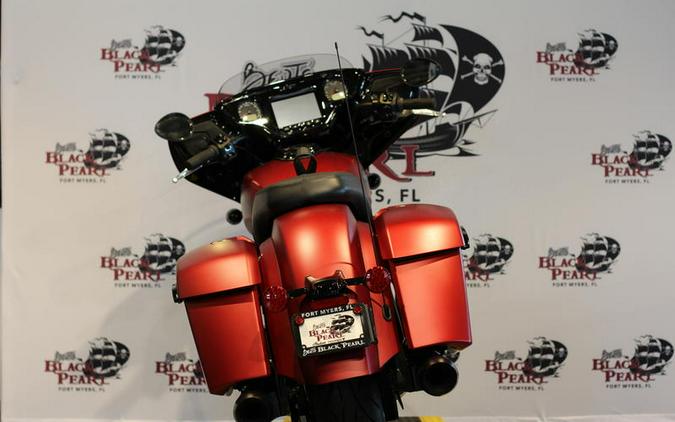 2025 Indian Motorcycle® CHIEFTAIN POWERPLUS DARK HORSE