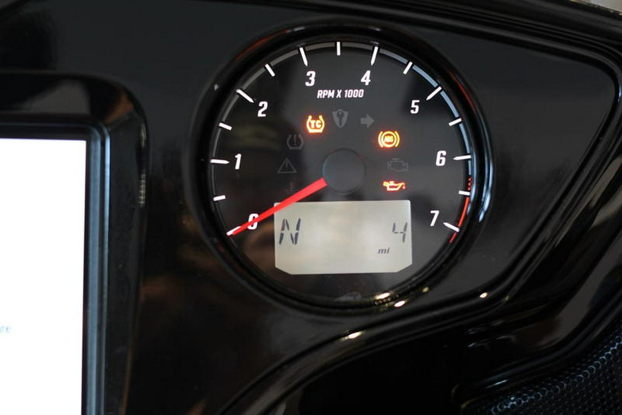 2025 Indian Motorcycle® CHIEFTAIN POWERPLUS DARK HORSE