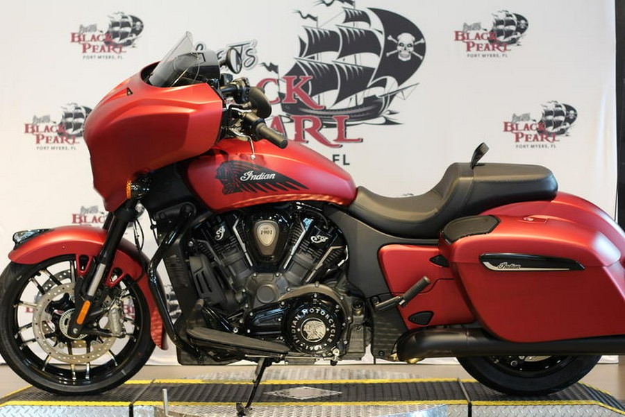 2025 Indian Motorcycle® CHIEFTAIN POWERPLUS DARK HORSE