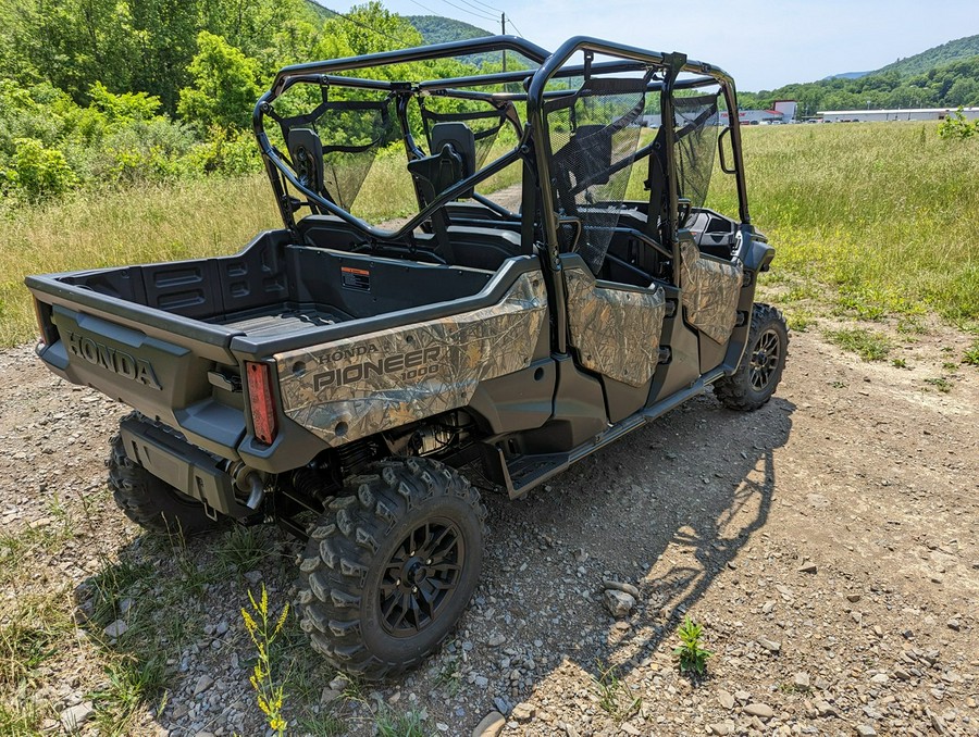 2023 Honda Pioneer 1000-6 Deluxe Crew