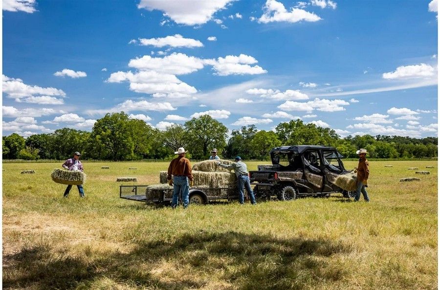 2023 Honda Pioneer 1000-6 Deluxe Crew