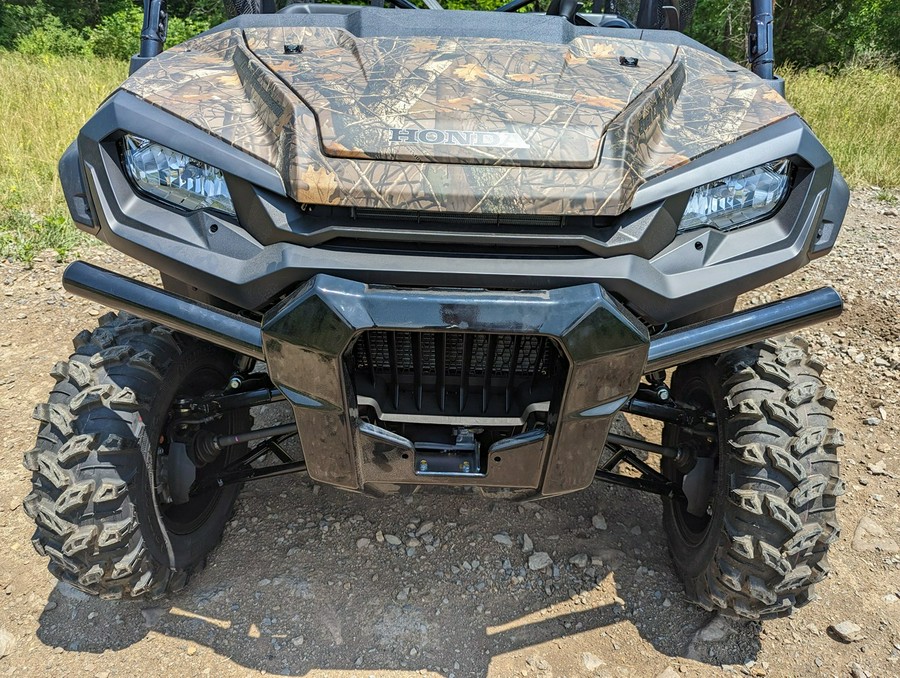 2023 Honda Pioneer 1000-6 Deluxe Crew