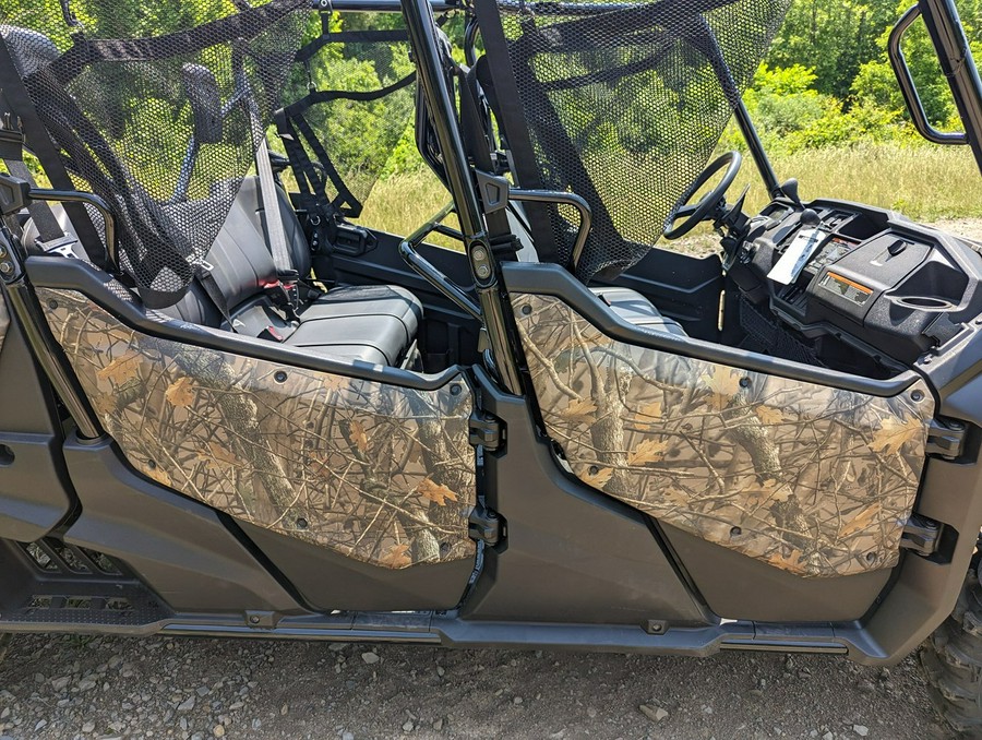 2023 Honda Pioneer 1000-6 Deluxe Crew