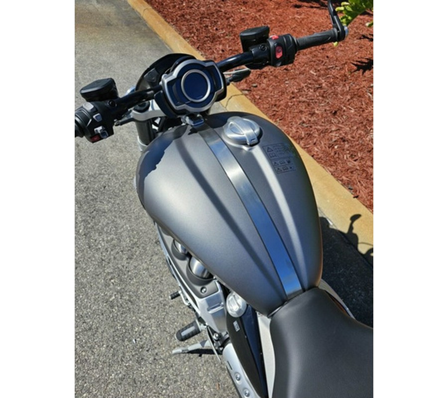 2024 Triumph Rocket 3 R Matte Silver Ice ROCKET 3 R