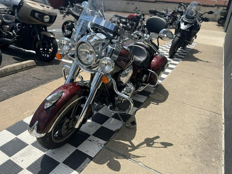 2021 Indian Motorcycle® Springfield® Maroon Metallic/Crimson Metallic