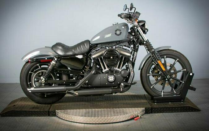 2022 Harley-Davidson Iron 883 Review [Air-Cooled Sportster]