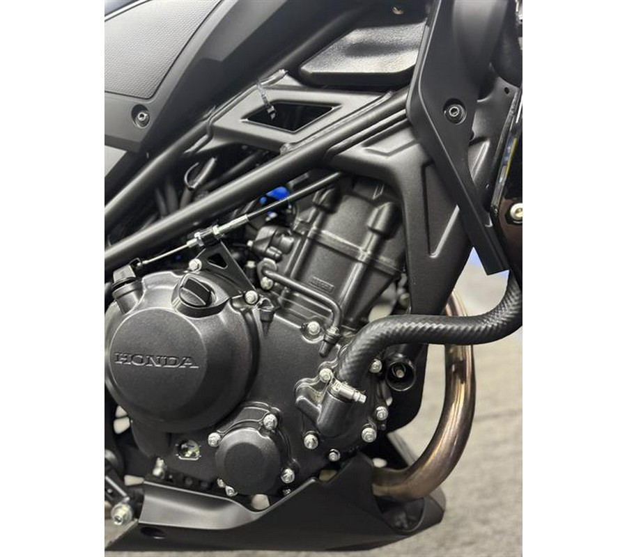 2025 Honda CB300R ABS