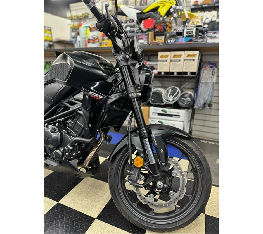 2025 Honda CB300R ABS