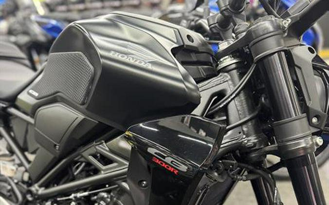 2025 Honda CB300R ABS