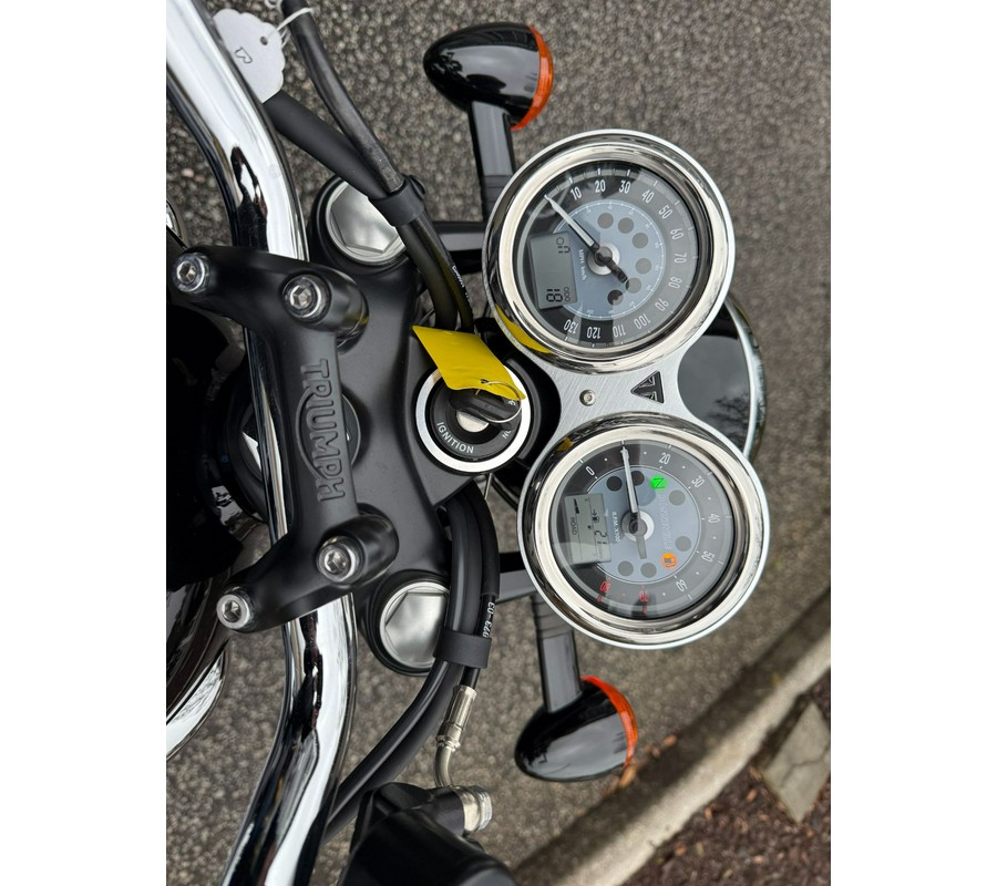 2024 Triumph Bonneville T100