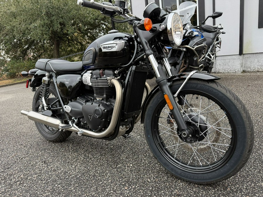 2024 Triumph Bonneville T100