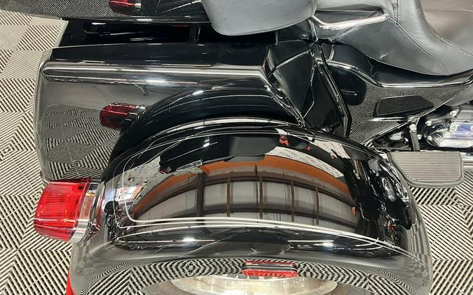 2024 Harley Davidson Triglide Flhtcutg