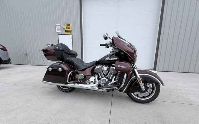 2021 Indian Motorcycle® Roadmaster® Maroon Metallic/Crimson Metallic