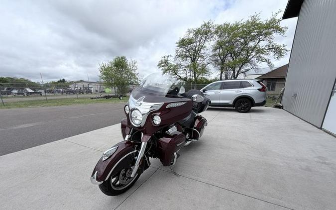 2021 Indian Motorcycle® Roadmaster® Maroon Metallic/Crimson Metallic