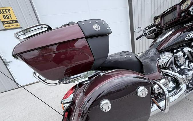 2021 Indian Motorcycle® Roadmaster® Maroon Metallic/Crimson Metallic