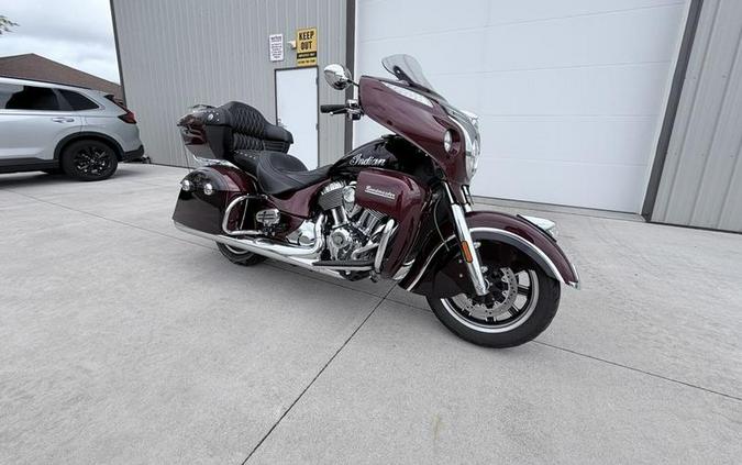 2021 Indian Motorcycle® Roadmaster® Maroon Metallic/Crimson Metallic