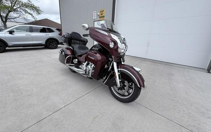 2021 Indian Motorcycle® Roadmaster® Maroon Metallic/Crimson Metallic