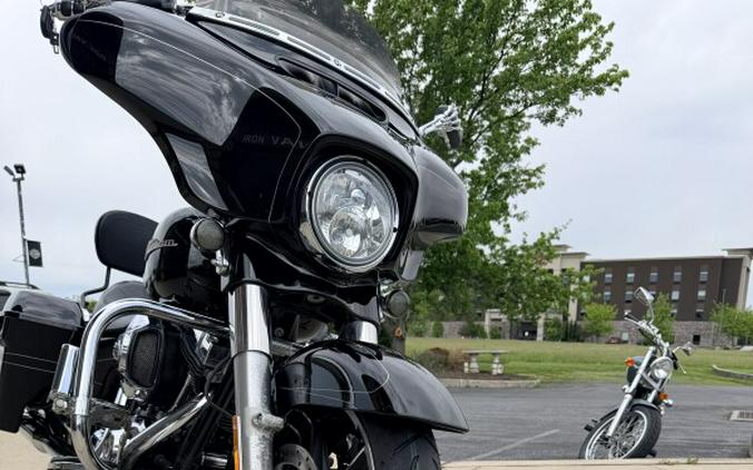 2016 H-D FLHXS Street Glide Special 103ci