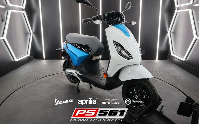 2022 Piaggio Piaggio 1 Active