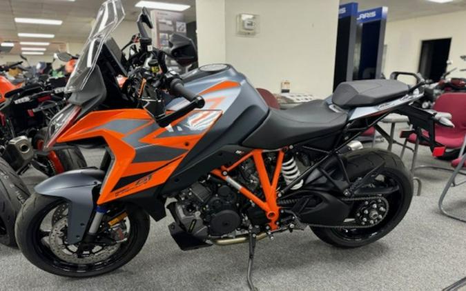 2024 KTM 1290 Super Duke GT