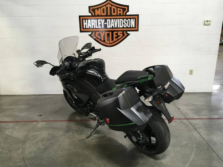 2023 Kawasaki Ninja® 1000SX