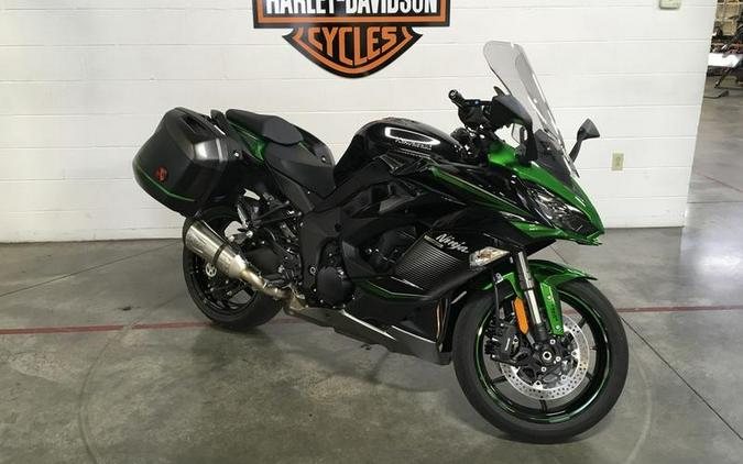 2023 Kawasaki Ninja® 1000SX