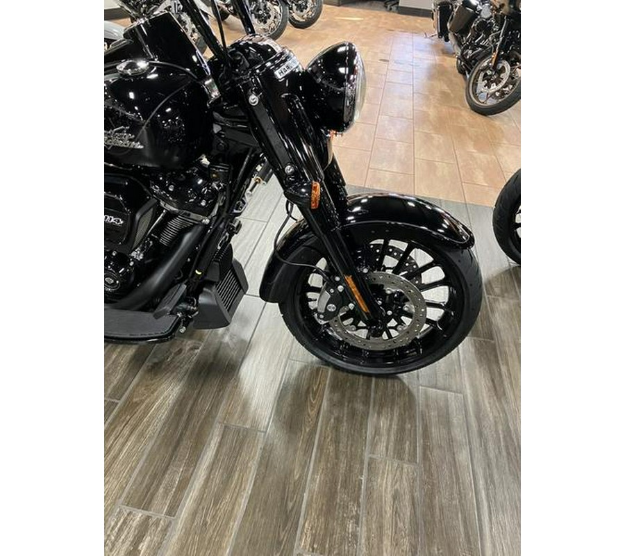 2024 Harley-Davidson® FLRT - Freewheeler®