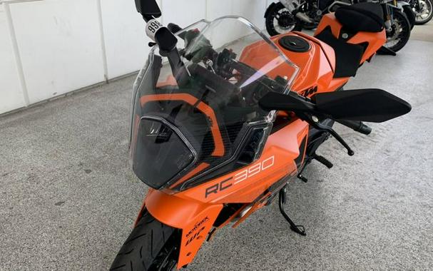 2023 KTM RC390 GP