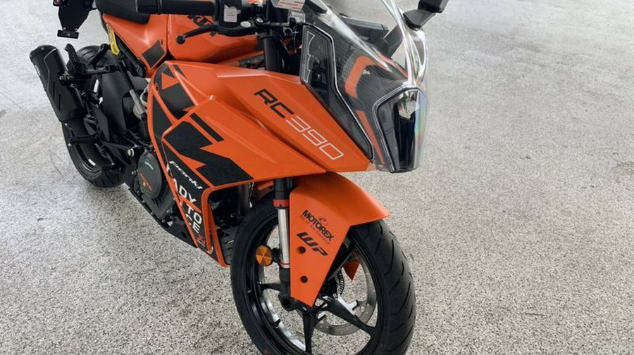 2023 KTM RC390 GP