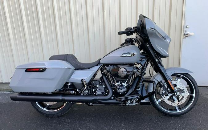 2025 Harley-Davidson® FLHX - Street Glide®