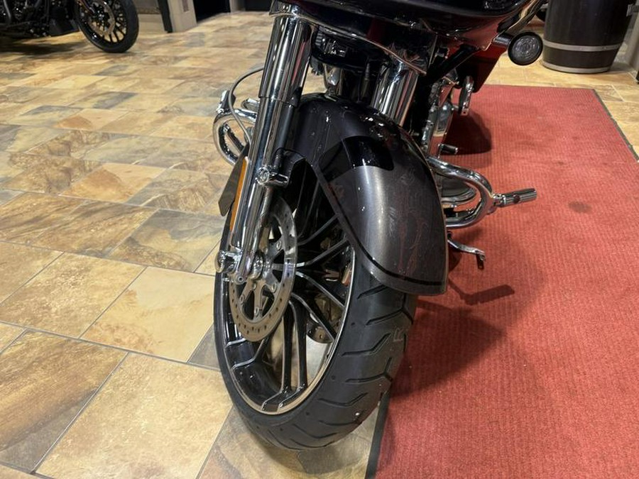 2018 Harley-Davidson® FLTRXSE - CVO™ Road Glide®