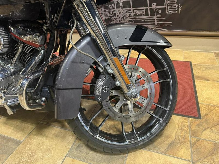 2018 Harley-Davidson® FLTRXSE - CVO™ Road Glide®