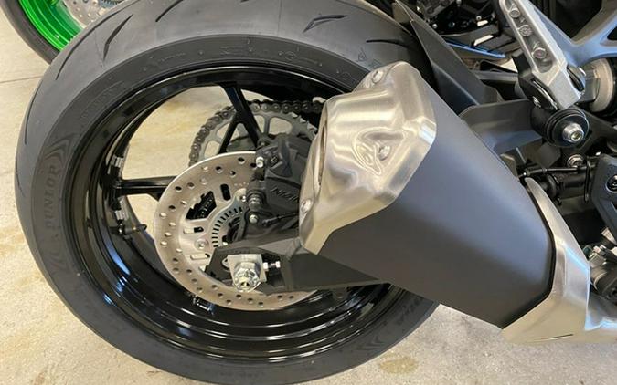 2026 Kawasaki Z900 ABS