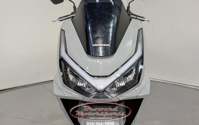 2025 Honda PCX160AS