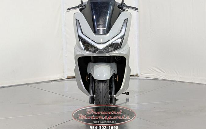 2025 Honda PCX160AS