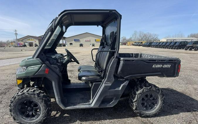 2022 Can-Am Defender HD9