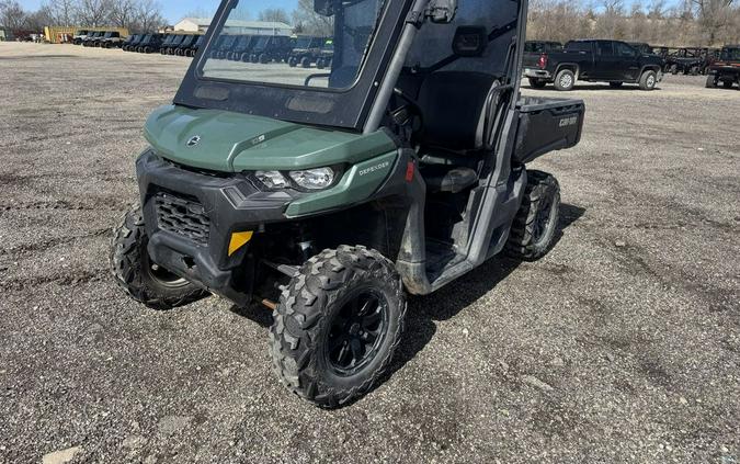 2022 Can-Am Defender HD9