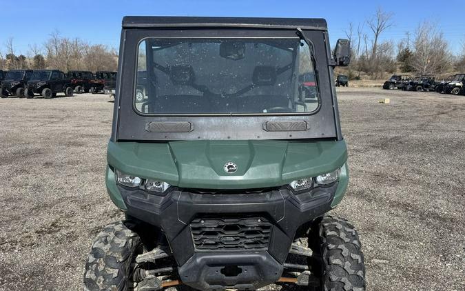 2022 Can-Am Defender HD9