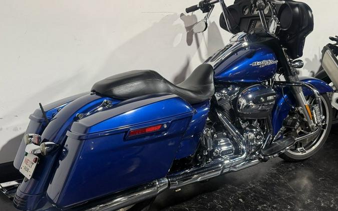 2017 Harley-Davidson Street Glide FLHX