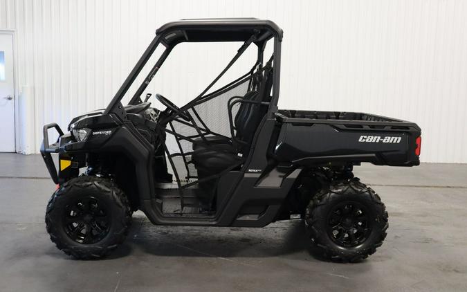 2024 Can-Am® Defender XT HD9