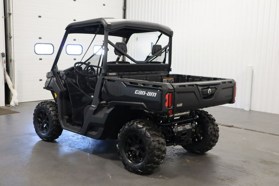 2024 Can-Am® Defender XT HD9